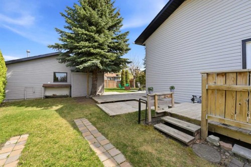 35 Ray Avenue, Red Deer, AB - Outdoor With Exterior