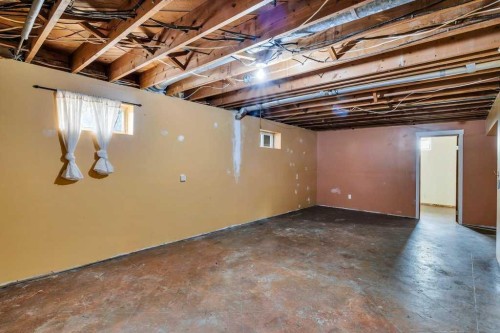 4809 32 Street, Mulhurst Bay, AB - Indoor Photo Showing Basement