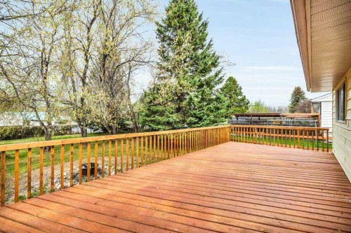 4809 32 Street, Mulhurst Bay, AB - Outdoor With Deck Patio Veranda With Exterior