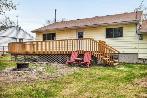 4809 32 Street, Mulhurst Bay, AB - Outdoor With Deck Patio Veranda With Exterior