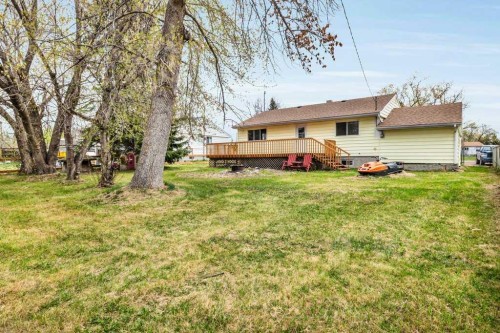 4809 32 Street, Mulhurst Bay, AB - Outdoor With Deck Patio Veranda