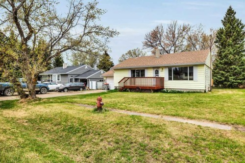 4809 32 Street, Mulhurst Bay, AB - Outdoor With Deck Patio Veranda With Exterior