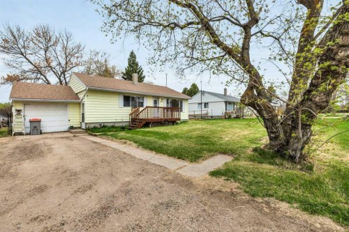 4809 32 Street, Mulhurst Bay, AB - Indoor Photo Showing Other Room