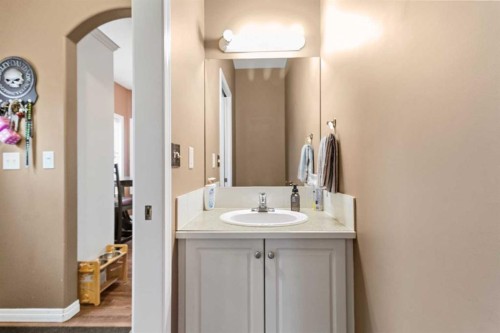 5509 Panorama Drive, Blackfalds, AB - Indoor Photo Showing Bathroom