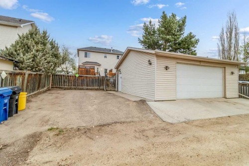 5509 Panorama Drive, Blackfalds, AB - Outdoor With Exterior
