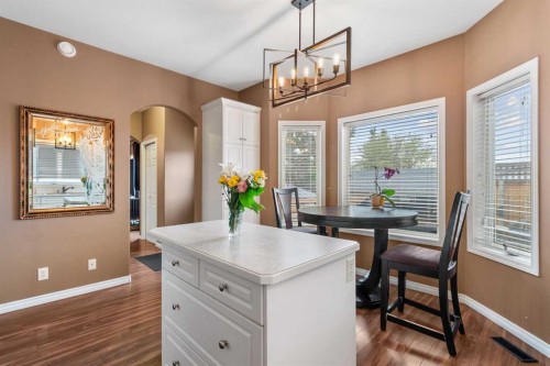 5509 Panorama Drive, Blackfalds, AB - Indoor Photo Showing Dining Room