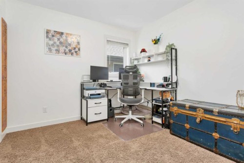 149 Bowman Circle, Sylvan Lake, AB - Indoor Photo Showing Office