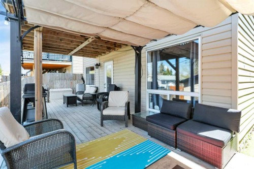 149 Bowman Circle, Sylvan Lake, AB - Outdoor With Deck Patio Veranda With Exterior