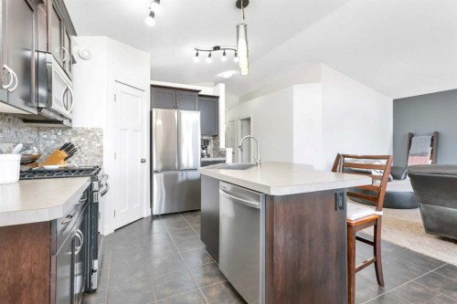 149 Bowman Circle, Sylvan Lake, AB - Indoor Photo Showing Kitchen With Stainless Steel Kitchen With Upgraded Kitchen