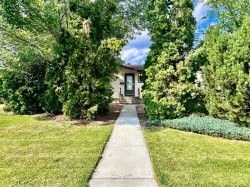 10812 52 Avenue NW Edmonton, AB T6H 0P3