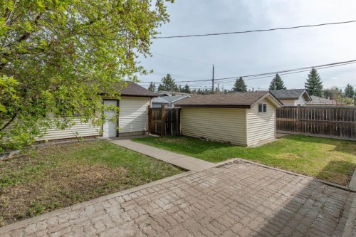 10812 52 Avenue Nw, Edmonton, AB - Outdoor