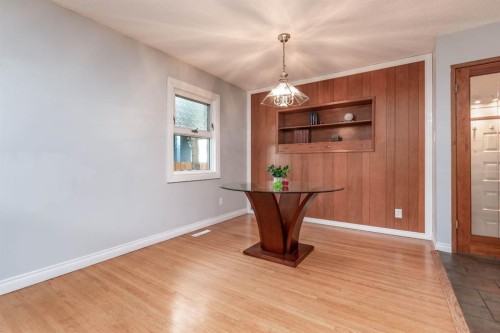 10812 52 Avenue Nw, Edmonton, AB - Indoor Photo Showing Other Room