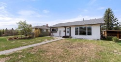 4904 58 Street Camrose, AB T4V 2G4