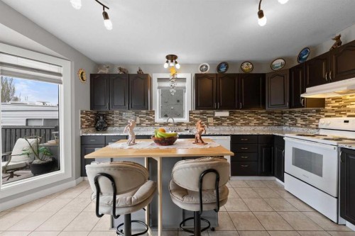 4319 54 Avenue, Tofield, AB - Indoor Photo Showing Kitchen