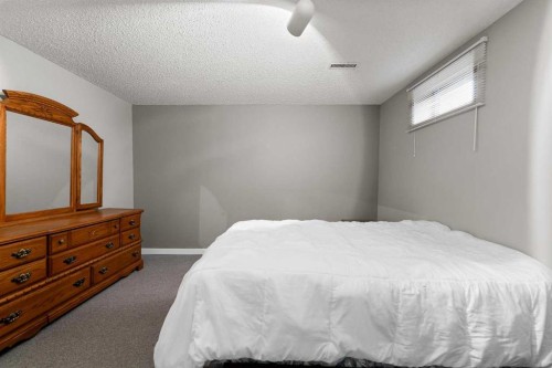 4319 54 Avenue, Tofield, AB - Indoor Photo Showing Bedroom