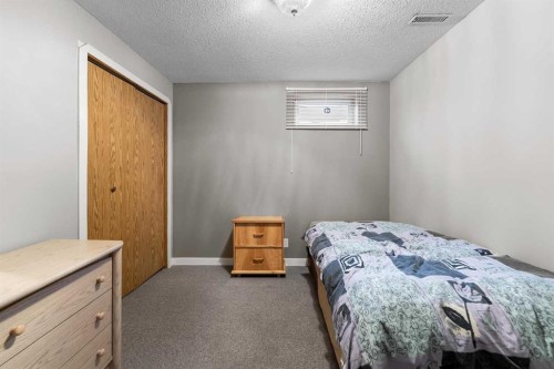 4319 54 Avenue, Tofield, AB - Indoor Photo Showing Bedroom