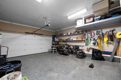 4319 54 Avenue, Tofield, AB - Indoor Photo Showing Garage