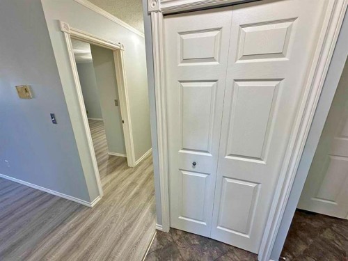 102-7031 Gray Drive, Red Deer, AB 