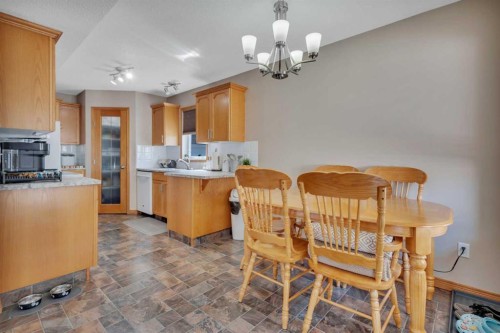 4344 60A Avenue Crescent, Innisfail, AB - Indoor