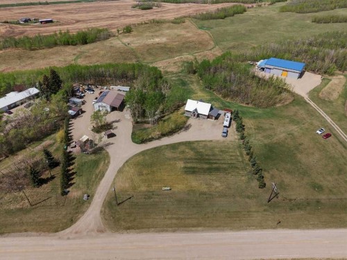 30-36006 Highway 2 Service Road South  Rural Red Deer County, AB T4G 0G6