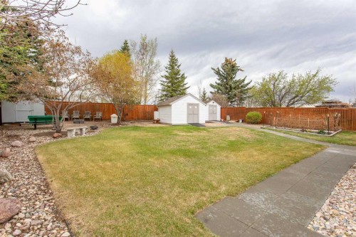 4908 55 Street, Alix, AB - Outdoor