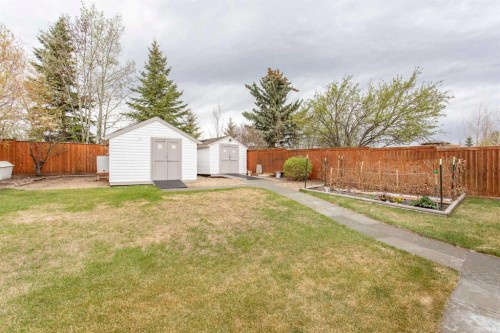 4908 55 Street, Alix, AB - Outdoor
