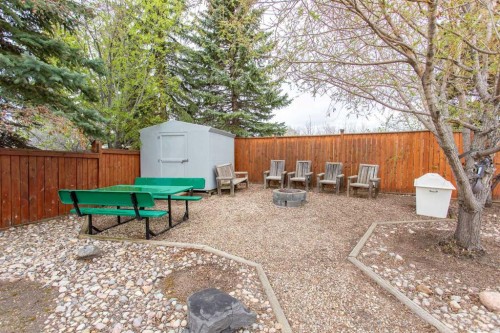 4908 55 Street, Alix, AB - Outdoor