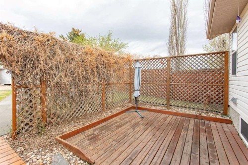 4908 55 Street, Alix, AB - Outdoor With Deck Patio Veranda
