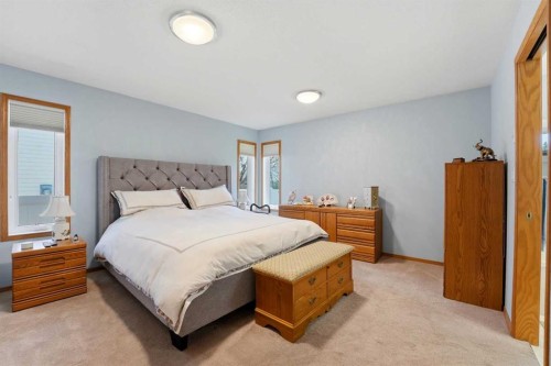 74 Donnelly Crescent, Red Deer, AB - Indoor Photo Showing Bedroom