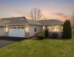 74 Donnelly Crescent Red Deer, AB T4R 2L8