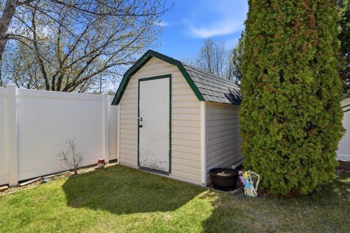74 Donnelly Crescent, Red Deer, AB - Outdoor