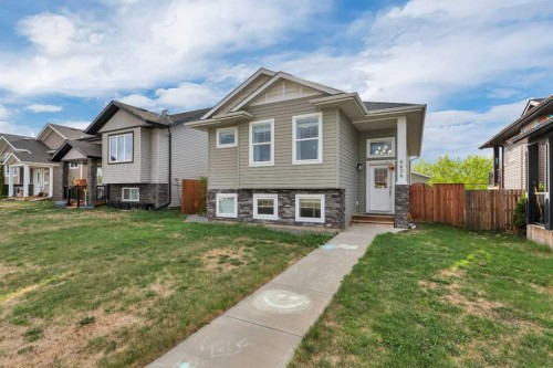 5626 Prairie Ridge  Blackfalds, AB T4M 0B5