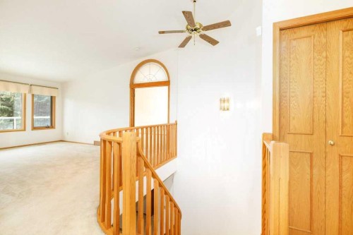 11-4700 Fountain Drive, Red Deer, AB - Indoor Photo Showing Other Room