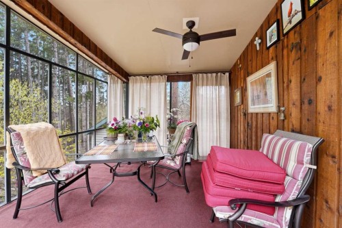 3520 Spruce Drive, Red Deer, AB - Indoor