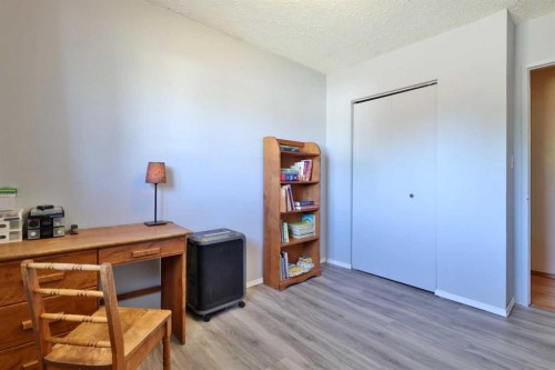 3305 Erickson Drive, Camrose, AB - Indoor Photo Showing Office