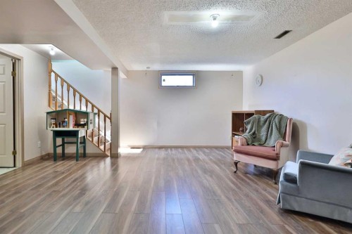 3305 Erickson Drive, Camrose, AB - Indoor