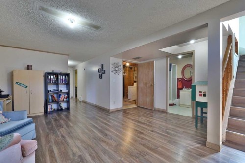 3305 Erickson Drive, Camrose, AB - Indoor