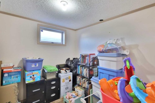 3305 Erickson Drive, Camrose, AB - Indoor Photo Showing Other Room
