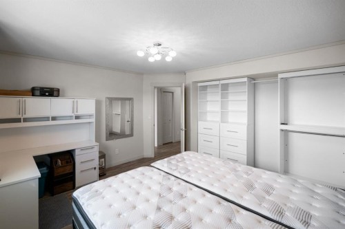 3936 56A Street Close, Camrose, AB - Indoor Photo Showing Bedroom