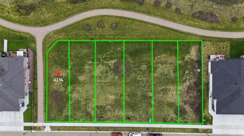 4236 63 Avenue, Innisfail, AB 