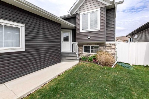 52 Vancouver Crescent, Red Deer, AB - Outdoor