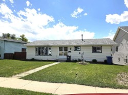 5039 56 Street EAST Innisfail, AB T4G 1R3