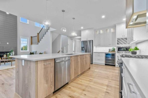 182 Slopeside Drive, Rural Lacombe County, AB - Indoor Photo Showing Kitchen With Stainless Steel Kitchen With Upgraded Kitchen