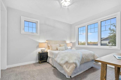 182 Slopeside Drive, Rural Lacombe County, AB - Indoor Photo Showing Bedroom