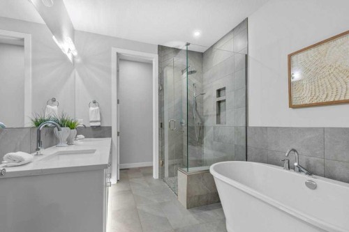 182 Slopeside Drive, Rural Lacombe County, AB - Indoor Photo Showing Bathroom