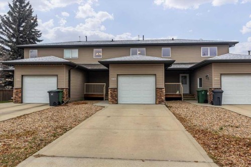 2-5511 54 Street  Ponoka, AB T4J 1L9