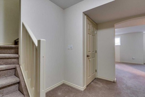 2-5511 54 Street, Ponoka, AB - Indoor Photo Showing Other Room