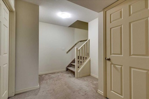 2-5511 54 Street, Ponoka, AB - Indoor Photo Showing Other Room