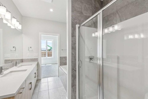 73 Southborough Square, Cochrane, AB - Indoor Photo Showing Bathroom