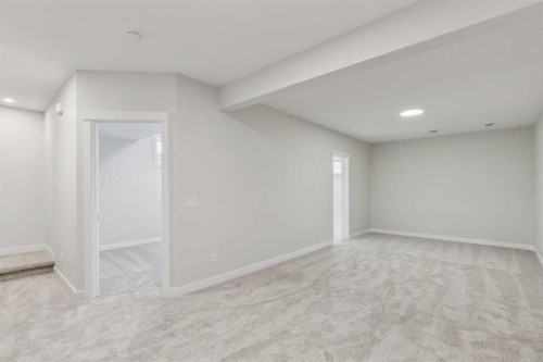 73 Southborough Square, Cochrane, AB - Indoor